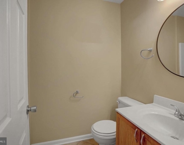 1153 Lindsay Lane - Photo Thumbnail 26