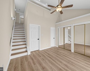 7 Queen Victoria Way - Photo Thumbnail 21