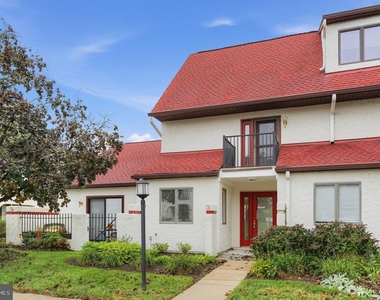7 Queen Victoria Way - Photo Thumbnail 31