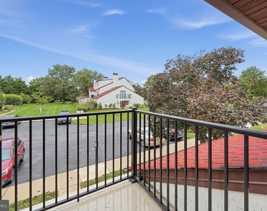 7 Queen Victoria Way - Photo Thumbnail 9