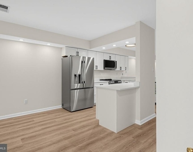 7 Queen Victoria Way - Photo Thumbnail 19