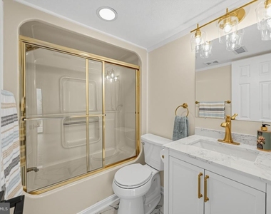 7 Queen Victoria Way - Photo Thumbnail 26