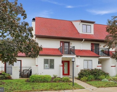 7 Queen Victoria Way - Photo Thumbnail 32