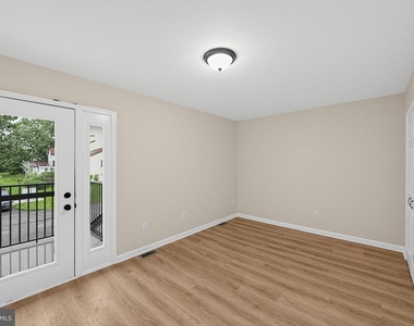 7 Queen Victoria Way - Photo Thumbnail 23
