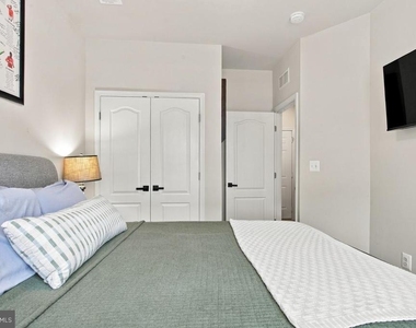 2653 Sierra Nevada Avenue - Photo Thumbnail 4