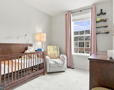 2653 Sierra Nevada Avenue - Photo Thumbnail 17