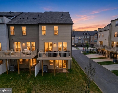 7012 Gladebrook Road - Photo Thumbnail 40