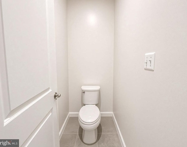 7012 Gladebrook Road - Photo Thumbnail 23