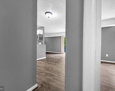 3011 Southern Avenue - Photo Thumbnail 10