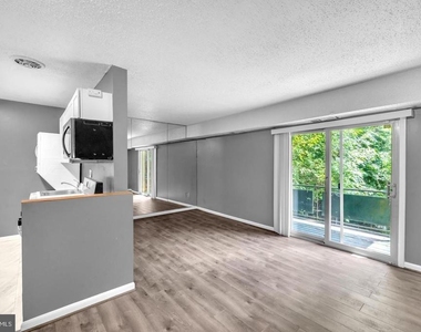 3011 Southern Avenue - Photo Thumbnail 20