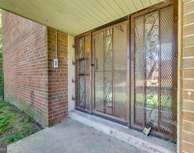 3011 Southern Avenue - Photo Thumbnail 14