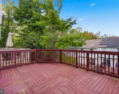 10907 Daniel Sim Court - Photo Thumbnail 27