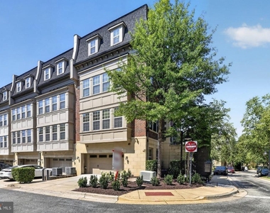 510 Overlook Park Drive - Photo Thumbnail 43