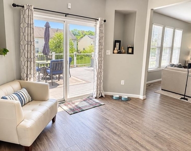 11504 Hickory Drive - Photo Thumbnail 3