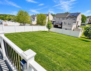 11504 Hickory Drive - Photo Thumbnail 14
