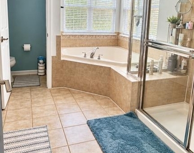 11504 Hickory Drive - Photo Thumbnail 8