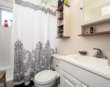 11708 Magruder Lane - Photo Thumbnail 15