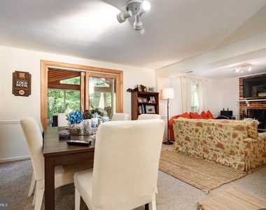 11708 Magruder Lane - Photo Thumbnail 9
