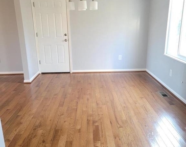 15608 Pamela Drive - Photo Thumbnail 5