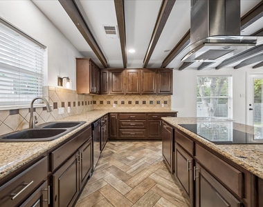 6905 Tulane Dr - Photo Thumbnail 4