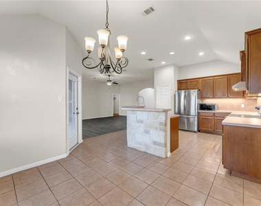 206 Cailin Ct - Photo Thumbnail 18