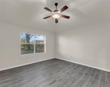 206 Cailin Ct - Photo Thumbnail 23