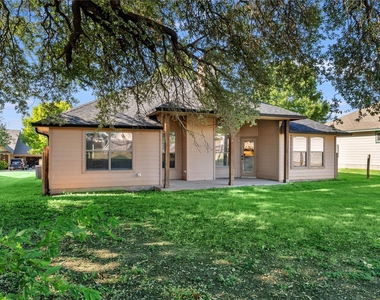 206 Cailin Ct - Photo Thumbnail 31