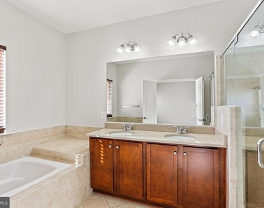 5807 Duncan Drive - Photo Thumbnail 6