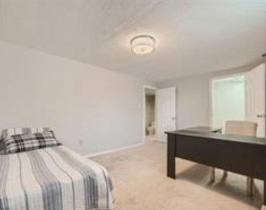 10728 Bridlerein Terrace - Photo Thumbnail 6