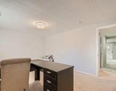 10728 Bridlerein Terrace - Photo Thumbnail 7