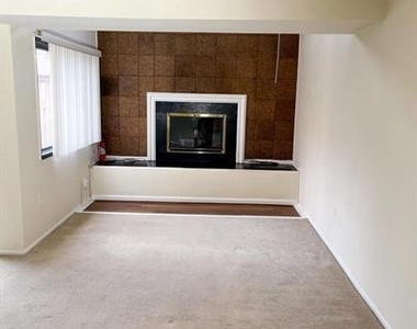 11246 Snowflake Court - Photo Thumbnail 2