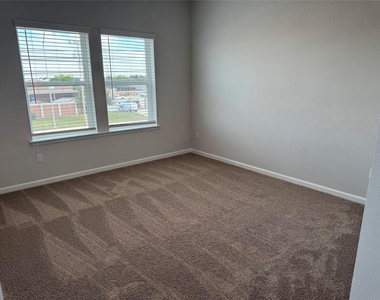 3000 Chisholm Trail Rd - Photo Thumbnail 24