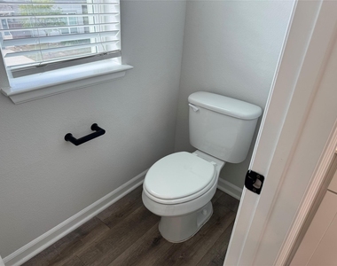 3000 Chisholm Trail Rd - Photo Thumbnail 17