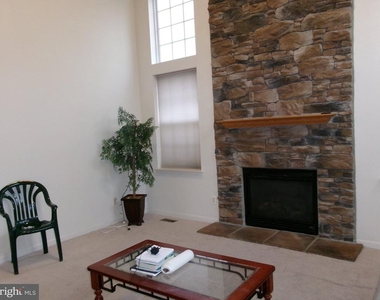 1358 Tralee Circle - Photo Thumbnail 6