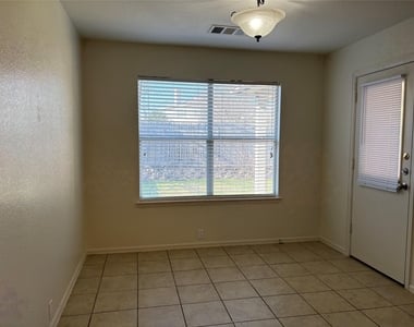 125 Camelia Pkwy - Photo Thumbnail 6