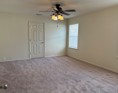125 Camelia Pkwy - Photo Thumbnail 7