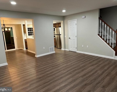 4576 Grouse Place - Photo Thumbnail 3