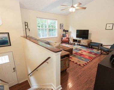 348 Little Bear Lane - Photo Thumbnail 20