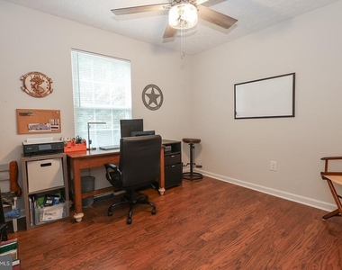 348 Little Bear Lane - Photo Thumbnail 30