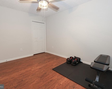 348 Little Bear Lane - Photo Thumbnail 29