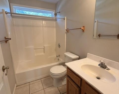 4022 5th Street - Photo Thumbnail 7