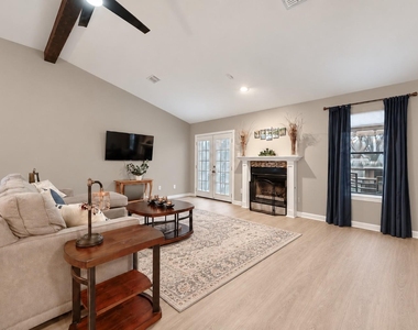 9906 Willers Way - Photo Thumbnail 9