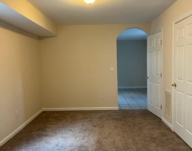 3813 7th Street - Photo Thumbnail 4