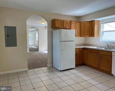 3813 7th Street - Photo Thumbnail 6