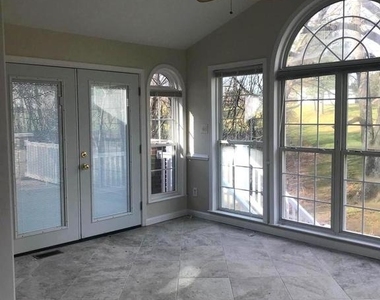 2007 Hatfield Road - Photo Thumbnail 4