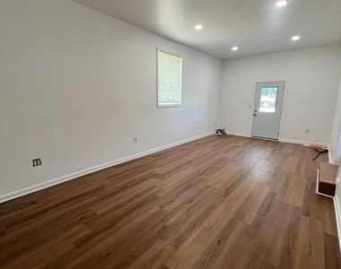 9406 Belair Road - Photo Thumbnail 26