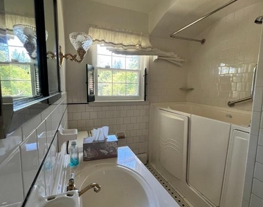 9406 Belair Road - Photo Thumbnail 23