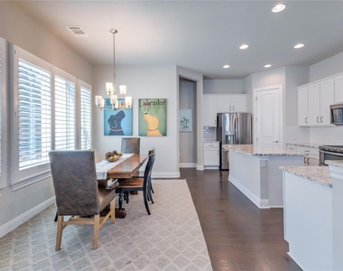 12328 Reserve Creek Dr - Photo Thumbnail 6