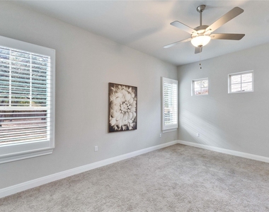 12328 Reserve Creek Dr - Photo Thumbnail 10