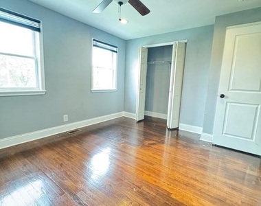 2720 Plainfield Road - Photo Thumbnail 6